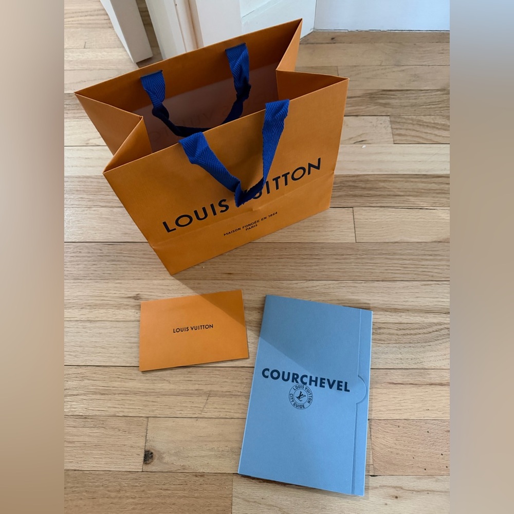 LV COURCHEVEL CITY GUIDE